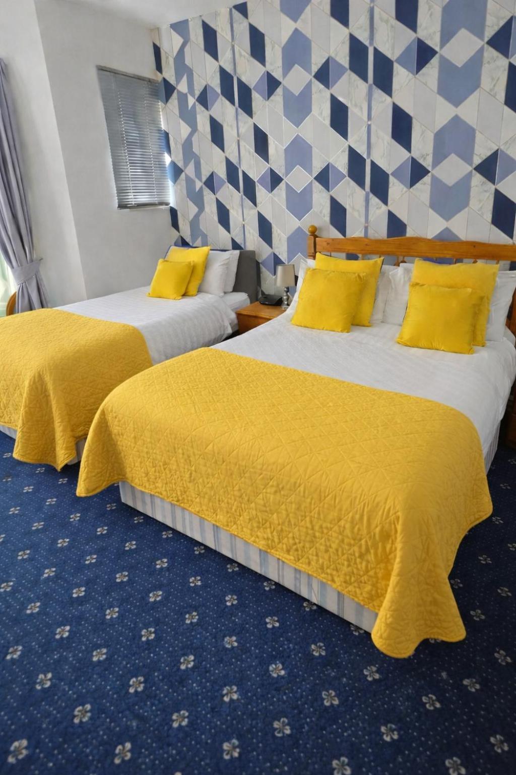 Sunset Suites — Photos 2